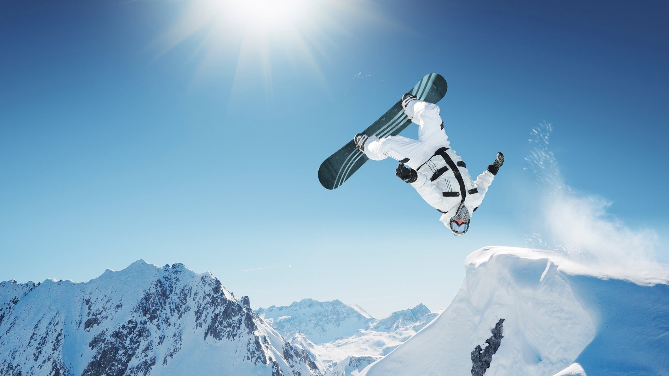 开云体育移动版-克罗地亚骑手马特·布尼奇在2024年国际马术联合会世界障碍赛中以“Mister Cool”马匹获得第七名，表现出色。